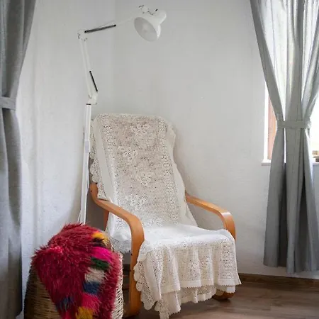 къща до гората Guest house Trigrad
