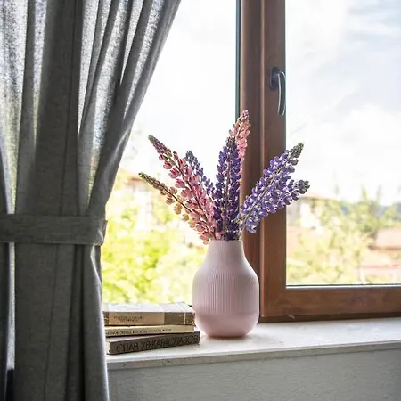 къща до гората Holiday home *