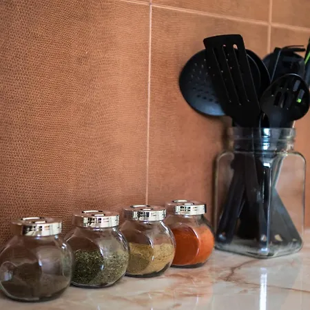Guest house къща до гората 3*