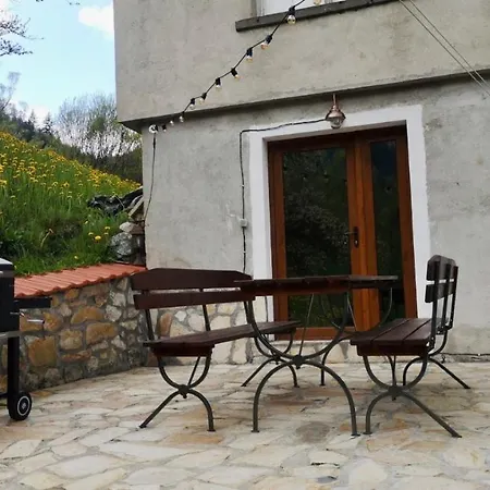 Pensión къща до гората